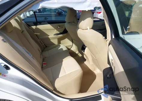 2017 Toyota Camry Le z USA, uszkodzony, nr VIN 4T1BF1FK9HU426081